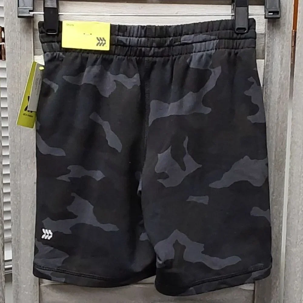 Boys' Core Shorts | All in Motion | S (6/7)